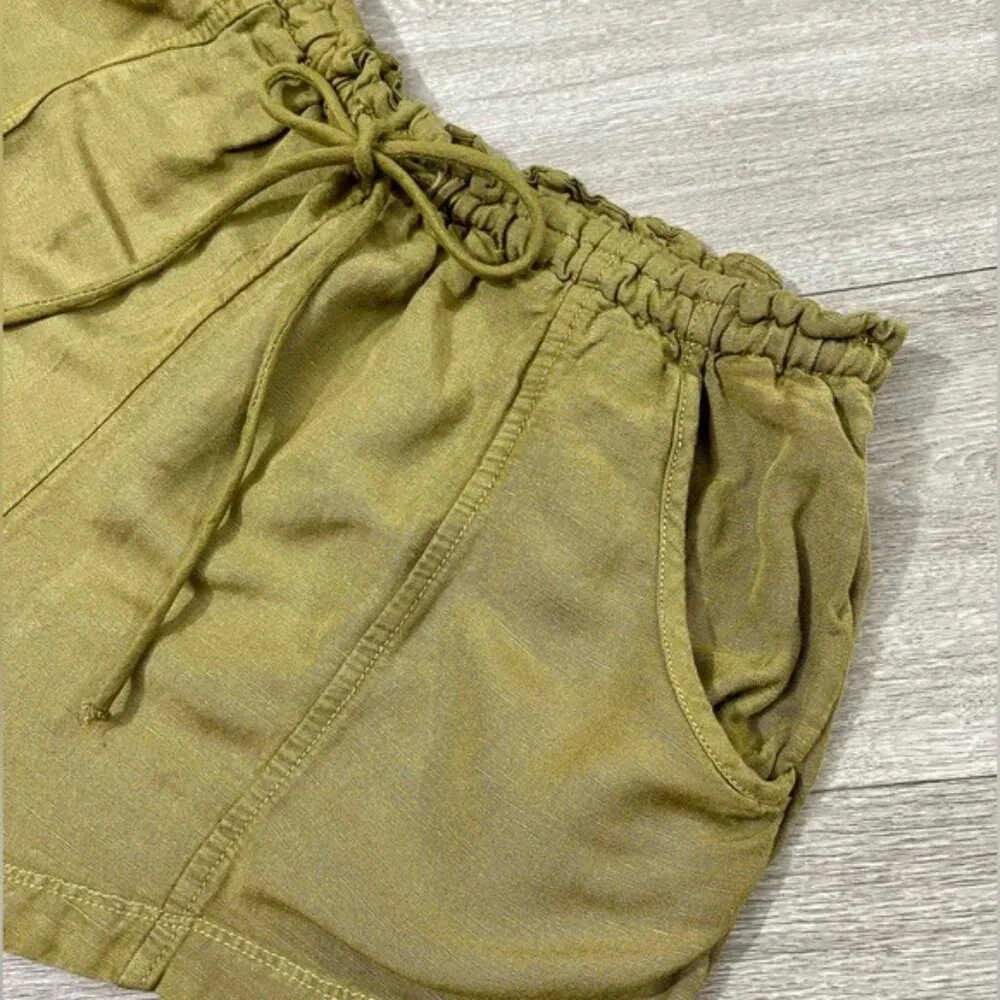 Free People Mirella Linen & Cotton Drawstring Shorts in Olive‎ Green Size S